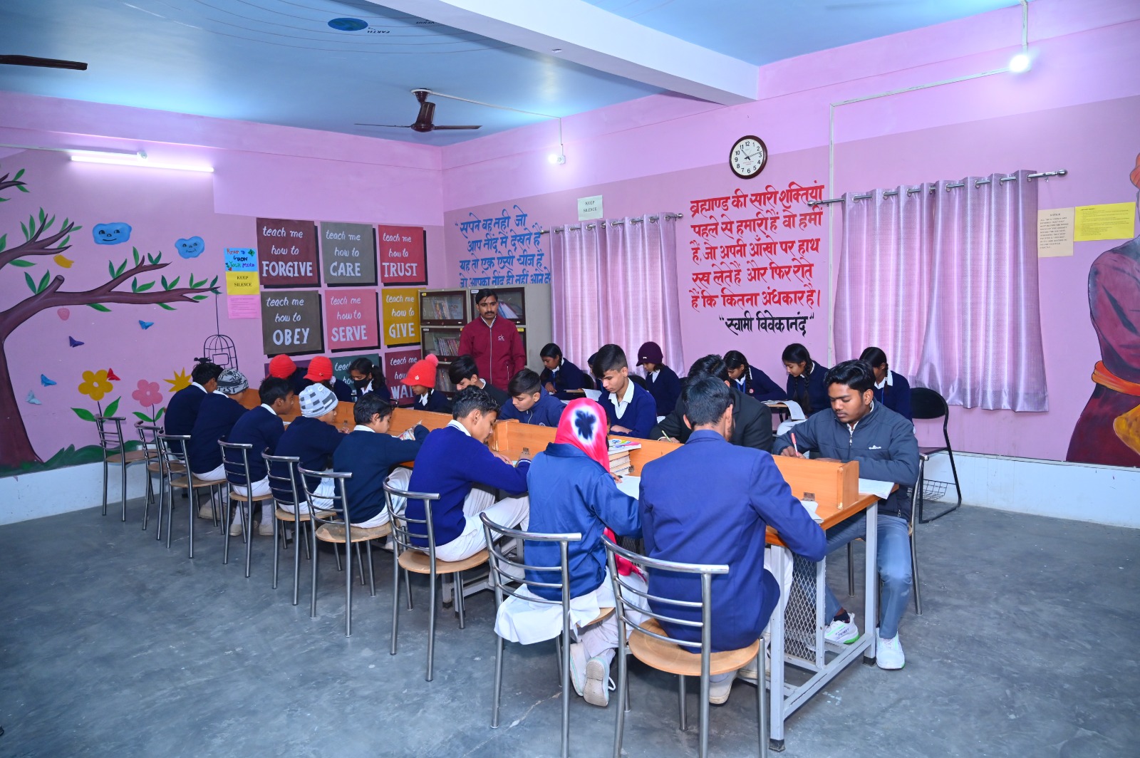 Saraswati-Vidya-Mandir-Inter-College-Library-image